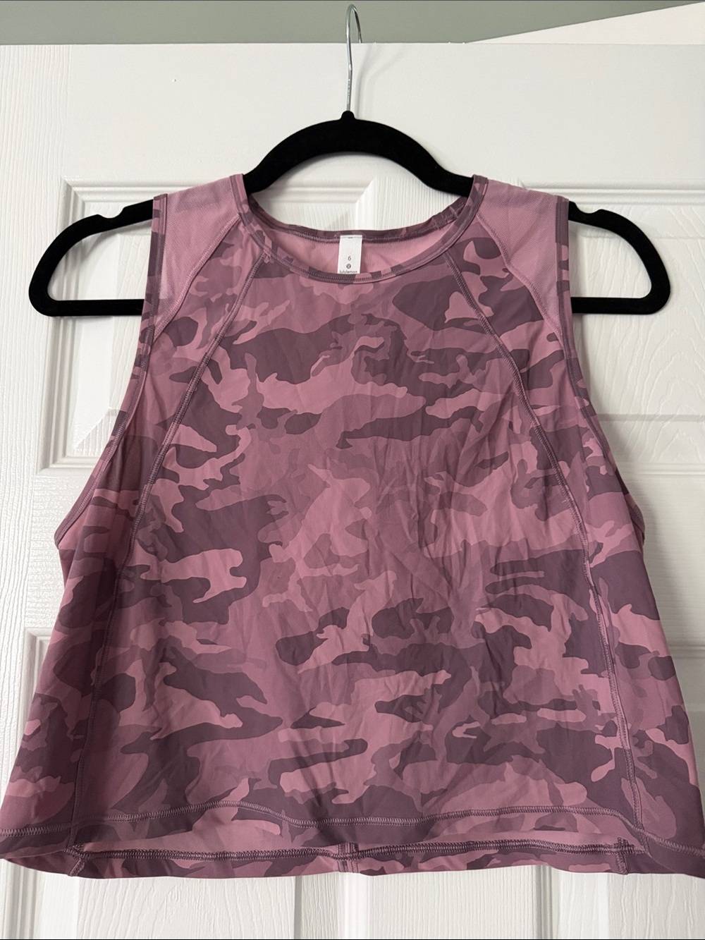 lululemon athletica Pink Camo cropped Performance Tank
